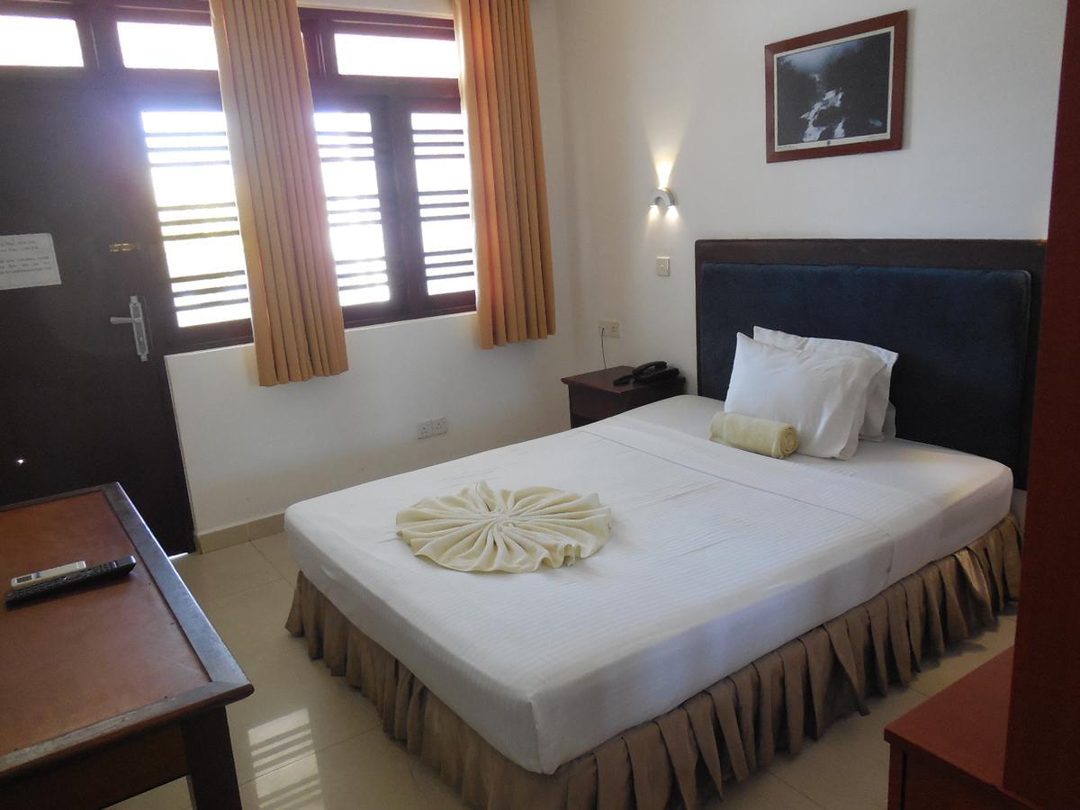 Miltons Beach Resort Unawatuna Eksteriør billede