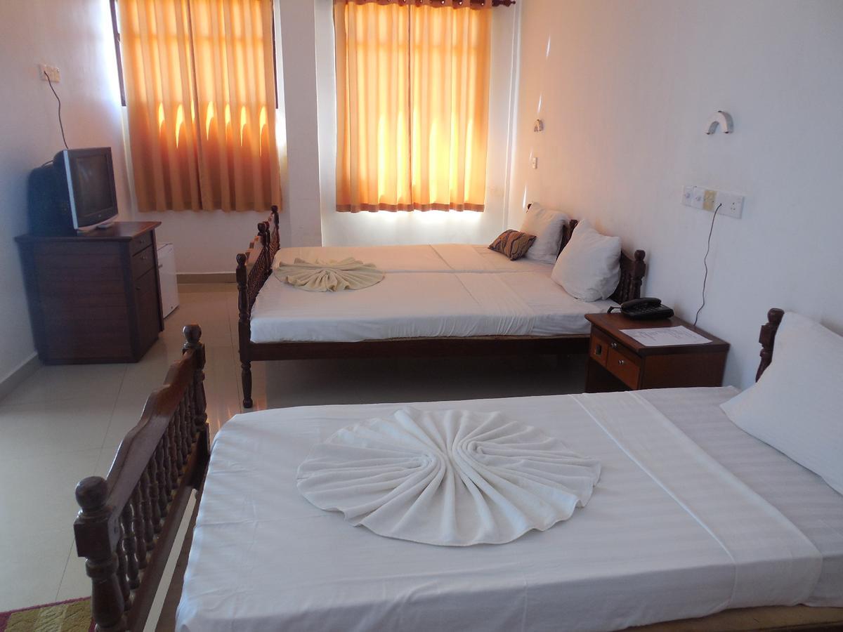 Miltons Beach Resort Unawatuna Eksteriør billede
