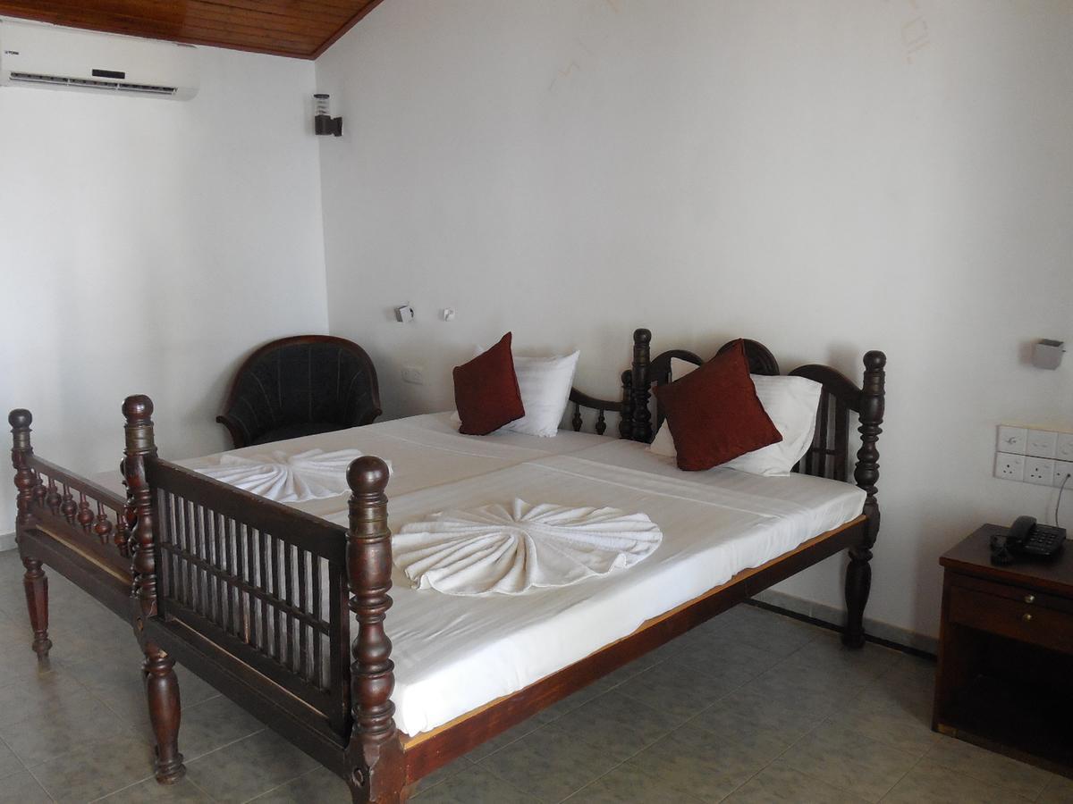 Miltons Beach Resort Unawatuna Eksteriør billede