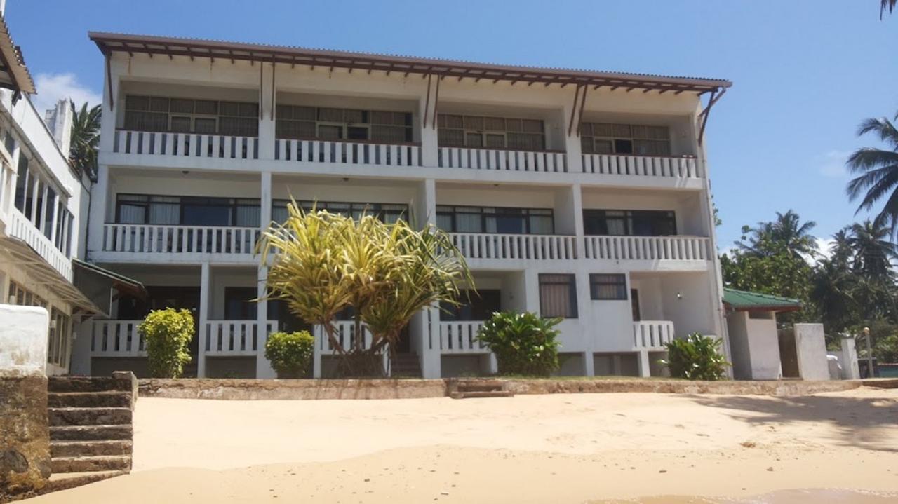 Miltons Beach Resort Unawatuna Eksteriør billede