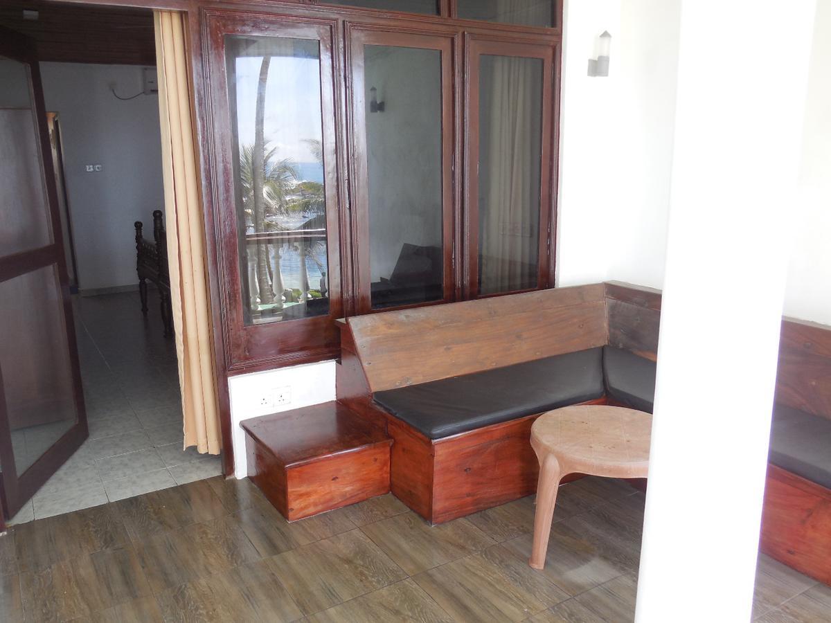 Miltons Beach Resort Unawatuna Eksteriør billede