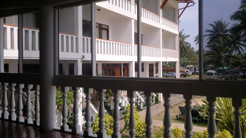 Miltons Beach Resort Unawatuna Eksteriør billede