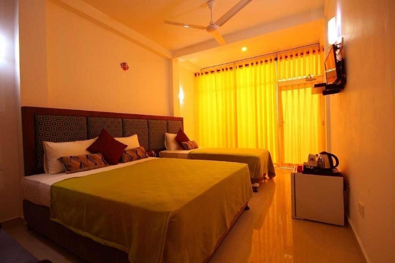 Miltons Beach Resort Unawatuna Eksteriør billede